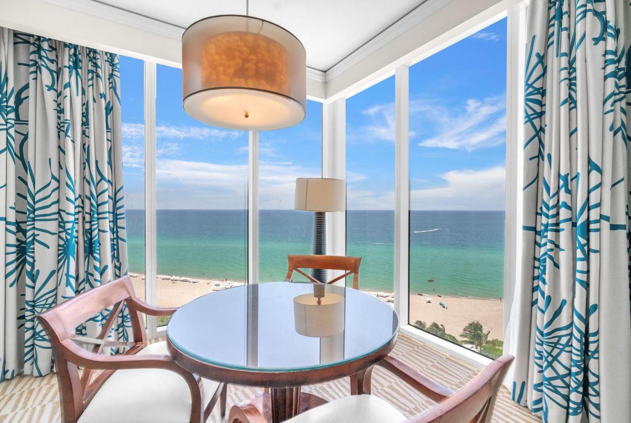 Trump Intl 2 Bedroom Apartment 1600 Sqf Ocean Front マイアミビーチ エクステリア 写真