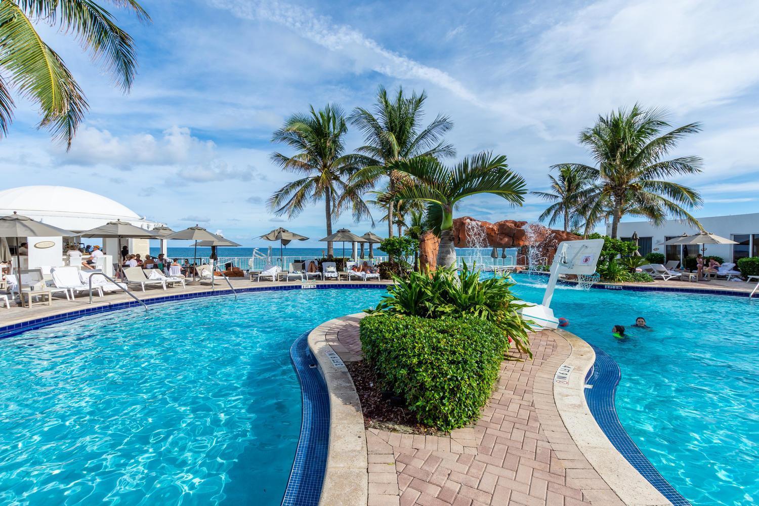 Trump Intl 2 Bedroom Apartment 1600 Sqf Ocean Front マイアミビーチ エクステリア 写真