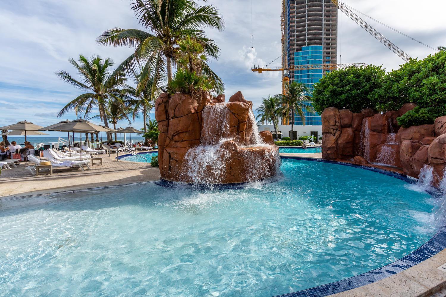 Trump Intl 2 Bedroom Apartment 1600 Sqf Ocean Front マイアミビーチ エクステリア 写真