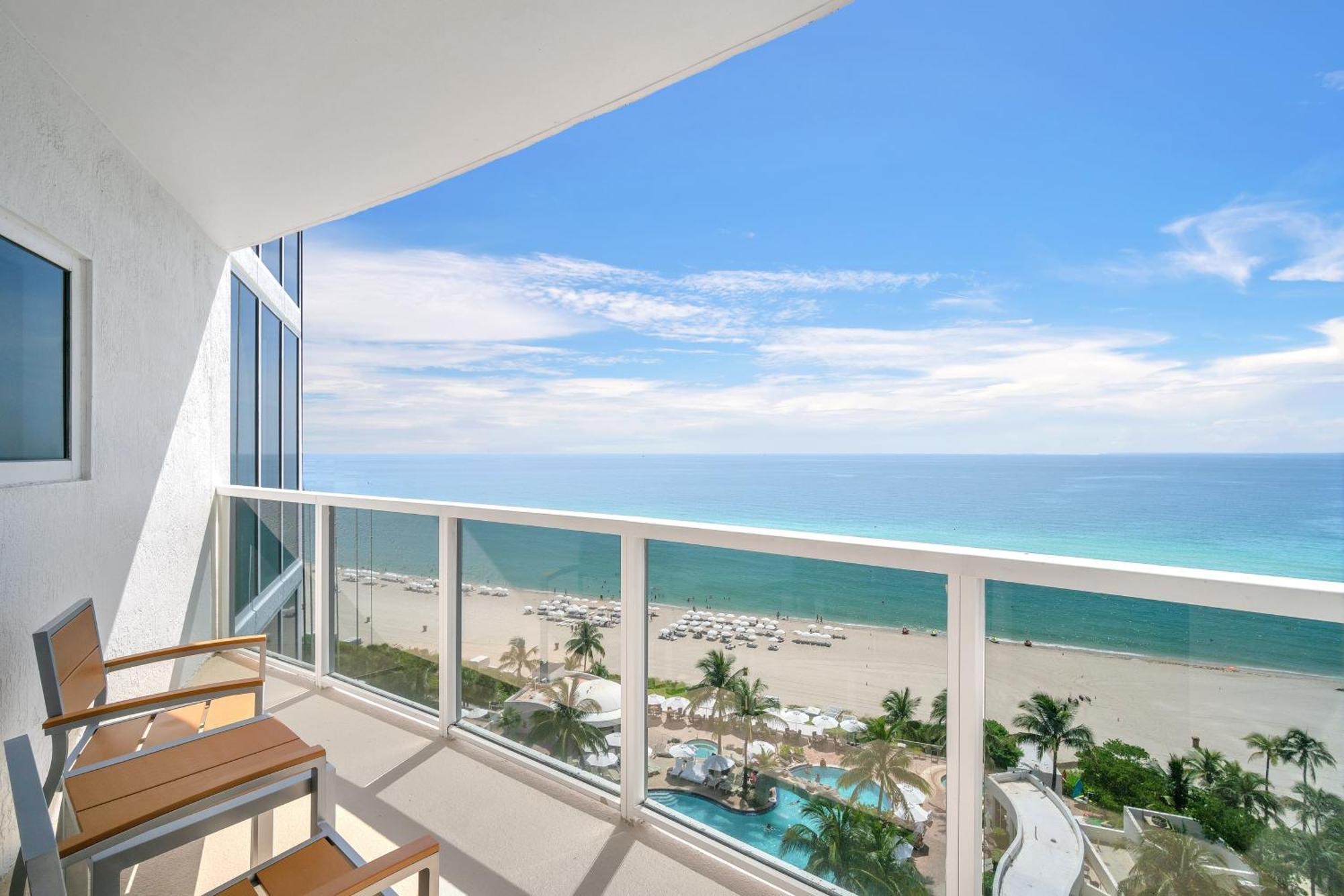 Trump Intl 2 Bedroom Apartment 1600 Sqf Ocean Front マイアミビーチ エクステリア 写真